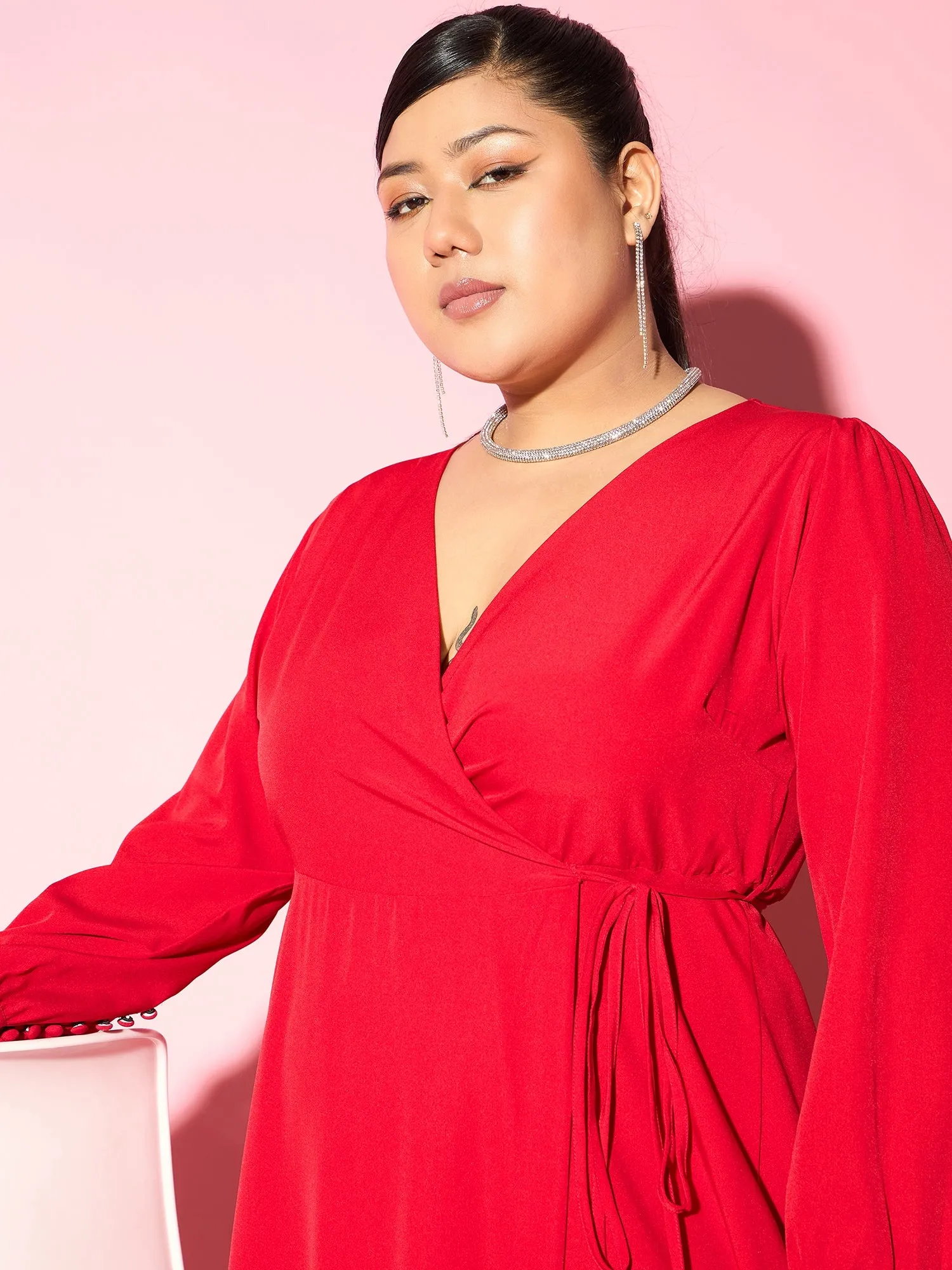 Berrylush Curve Women Red Solid V-Neck Long Sleeves Maxi Dress