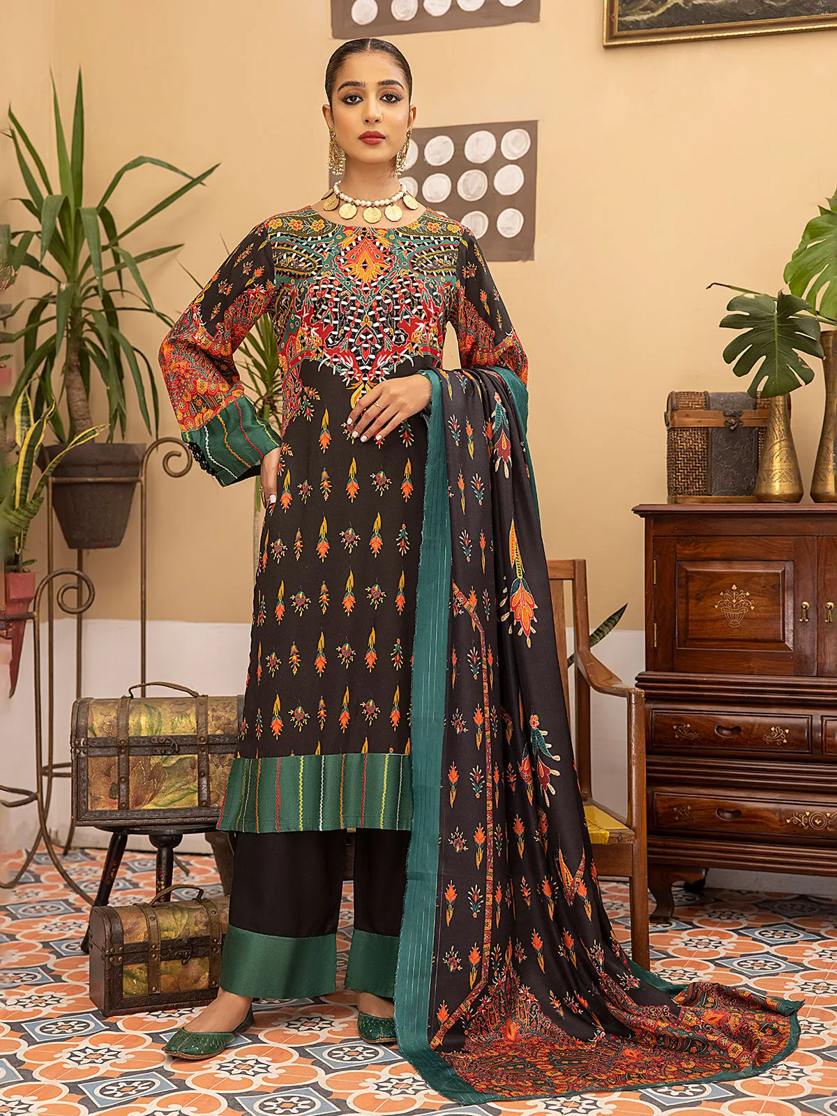 Black & Green Winter Dhanak Embroidered 3-Piece Suit