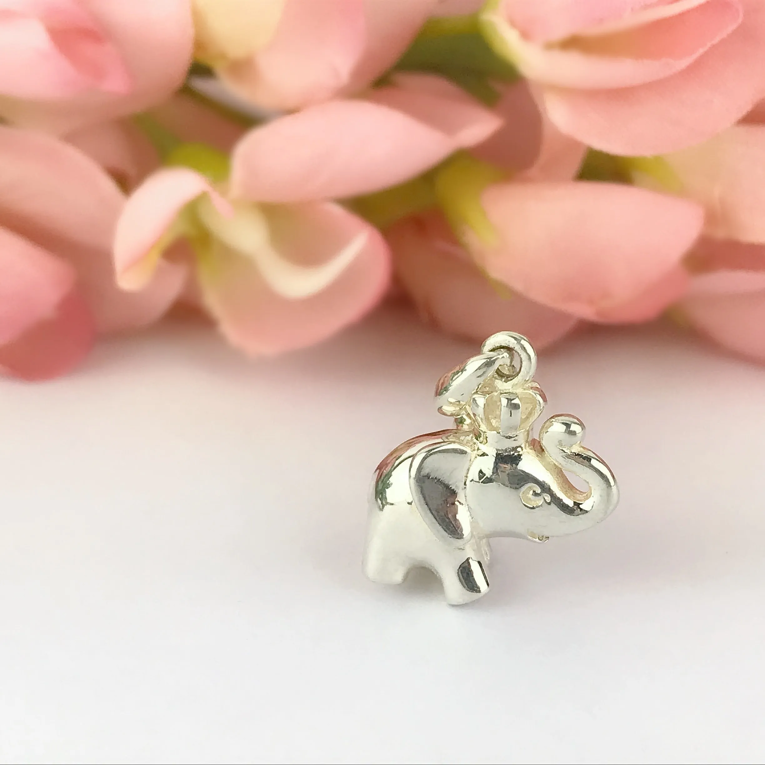 Chunky Elephant Pendant - VP313