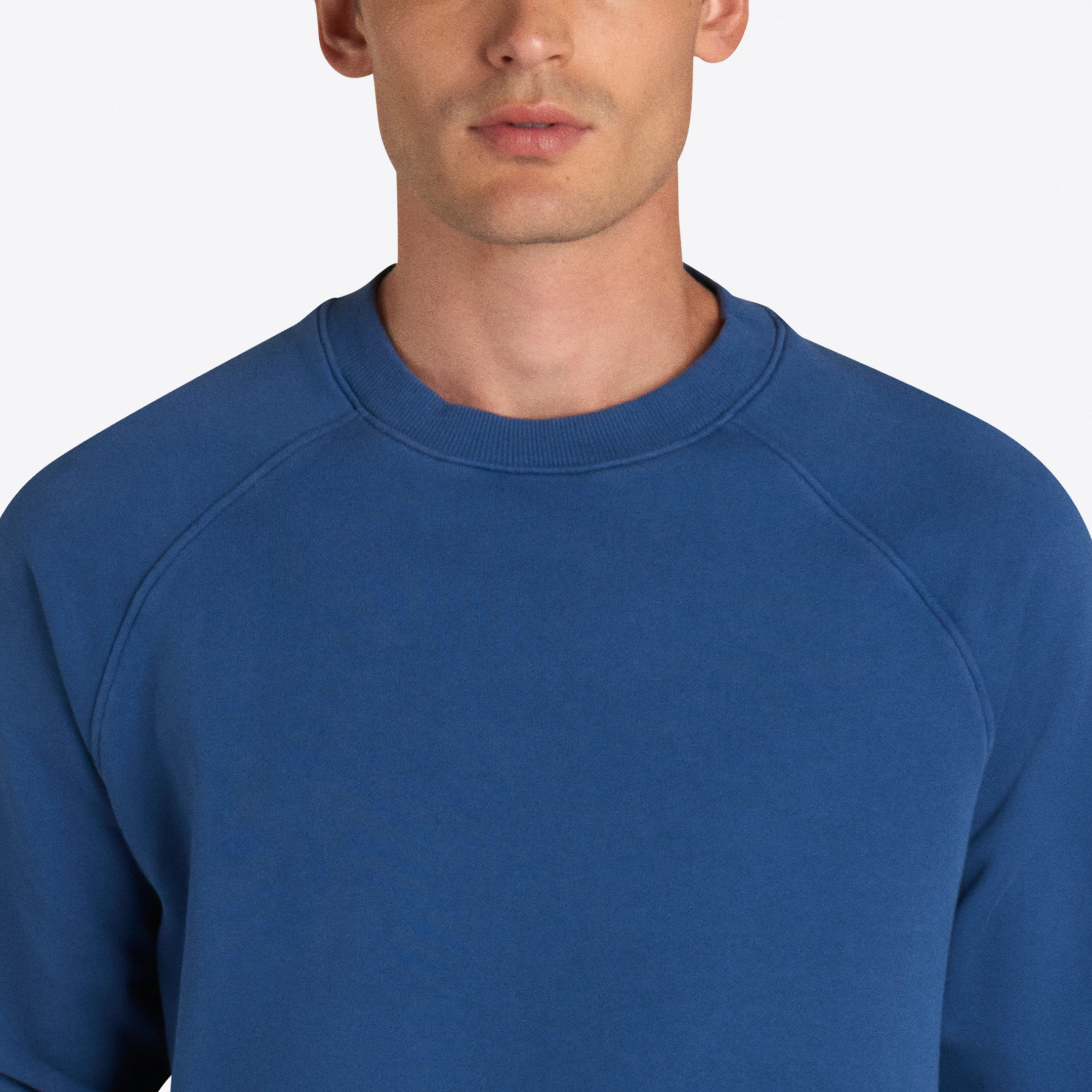 COMFORT Solid Long Sleeve Crew Neck Pullover