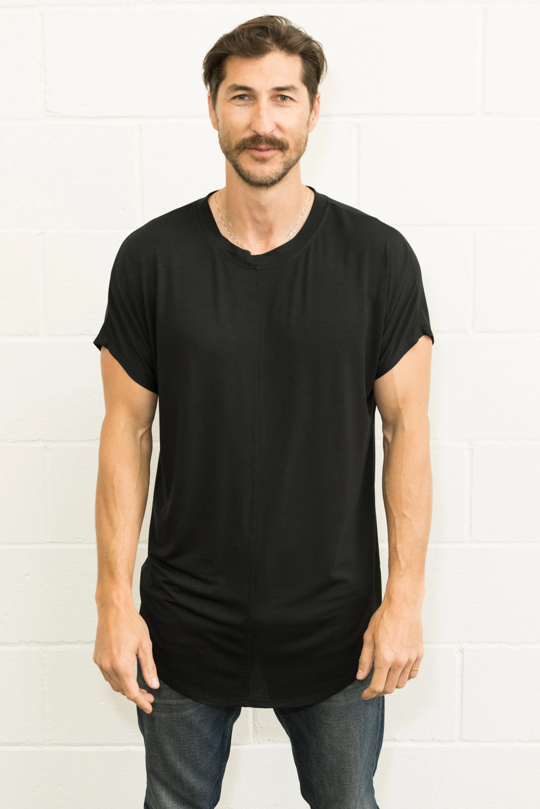 Men's Modal Center Stitch Curved Bottom Crew Neck Tee